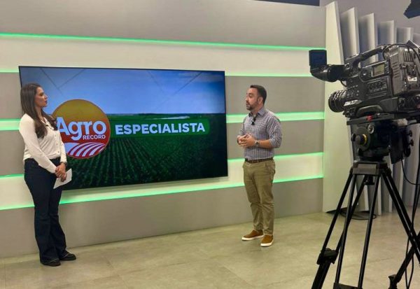 Axis Technology na Record